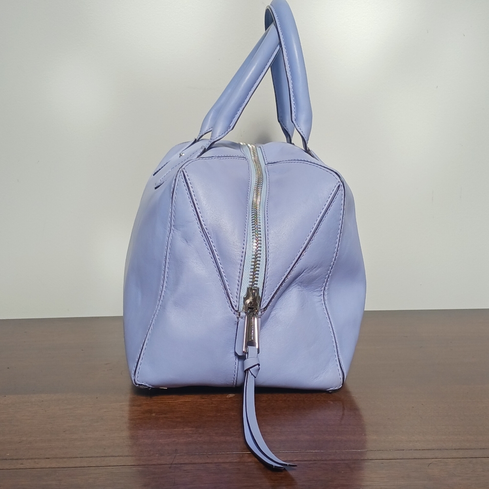 Hand Bag - Picture 2 of 4
